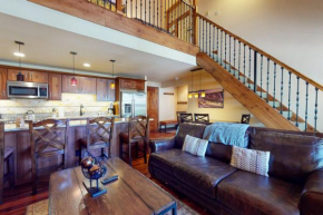 Lion Square Lodge South 564